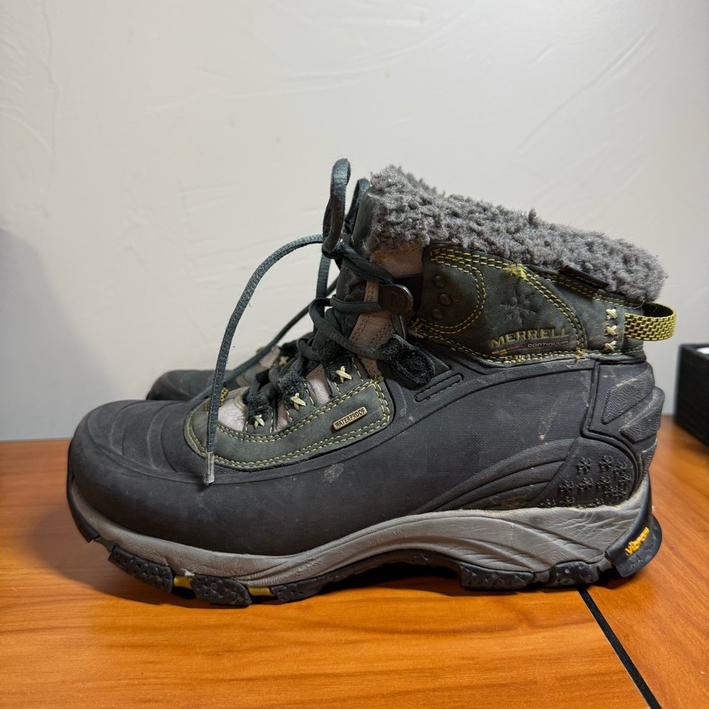 Merrell Winterlude Black Green Lace Up Insulated Hiking Waterpoof Boot Women 7.5